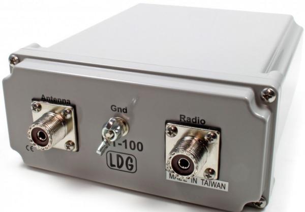LDG RT-100 MK2 mit RC-100 Outdoor-Tuner.